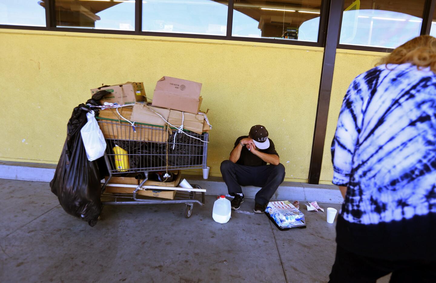 The homeless and retail community in Sylmar