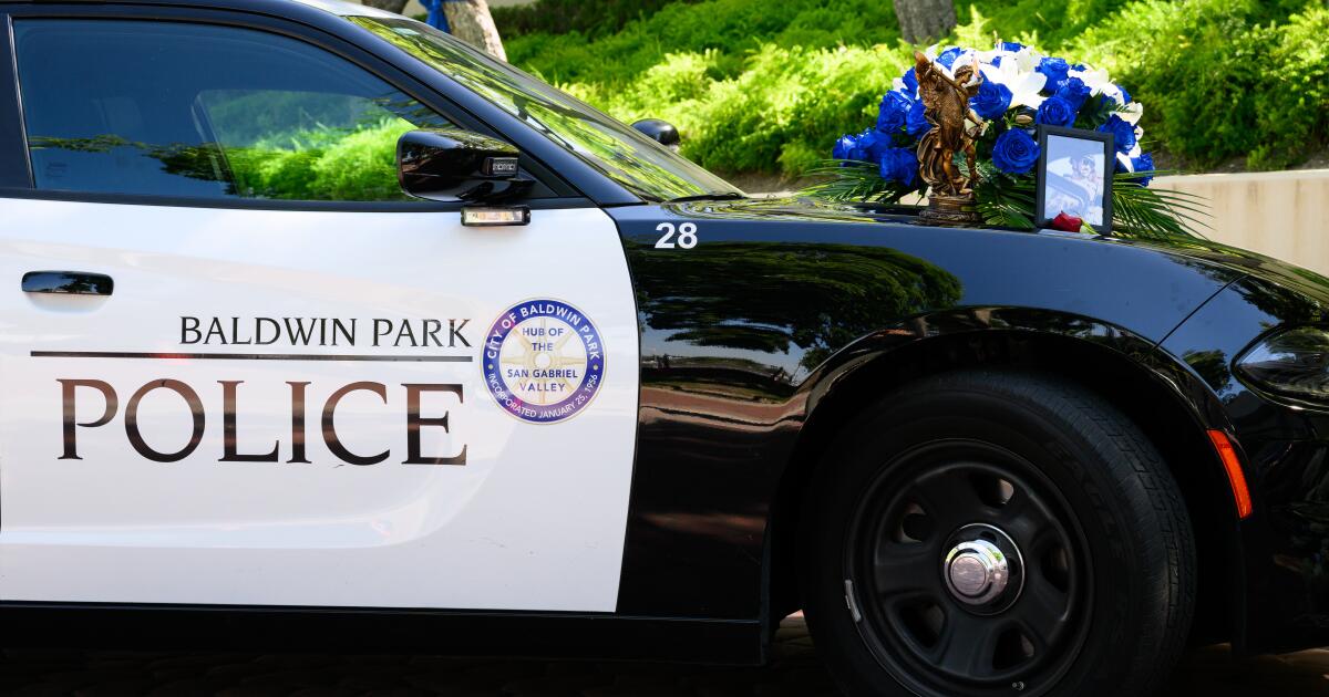 As treasurer, he was entrusted with police union’s cash. Officer stole 0,000, prosecutors say As treasurer, he was entrusted with police union’s cash. Officer stole 0,000, prosecutors say