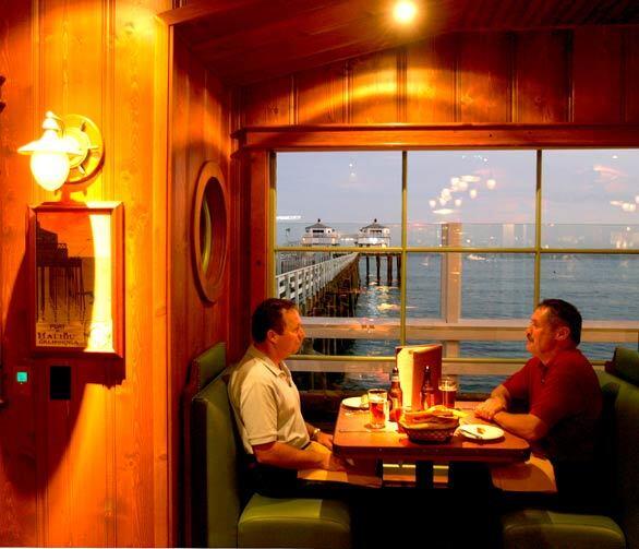 beachcomber cafe malibu pier