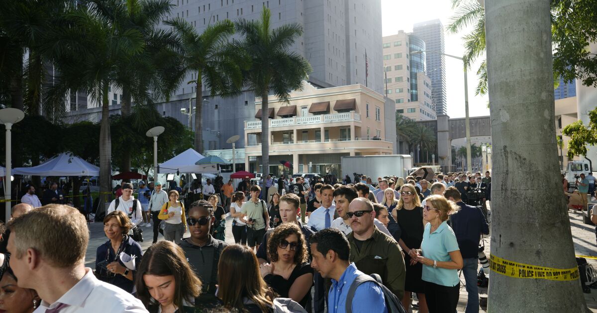 Trump to be arraigned in Miami following indictment in classified documents case Trump to be arraigned in Miami following indictment in classified documents case