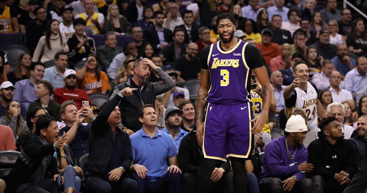 Anthony Davis Is Expected To Miss Lakers Game Vs Warriors Los Angeles Times