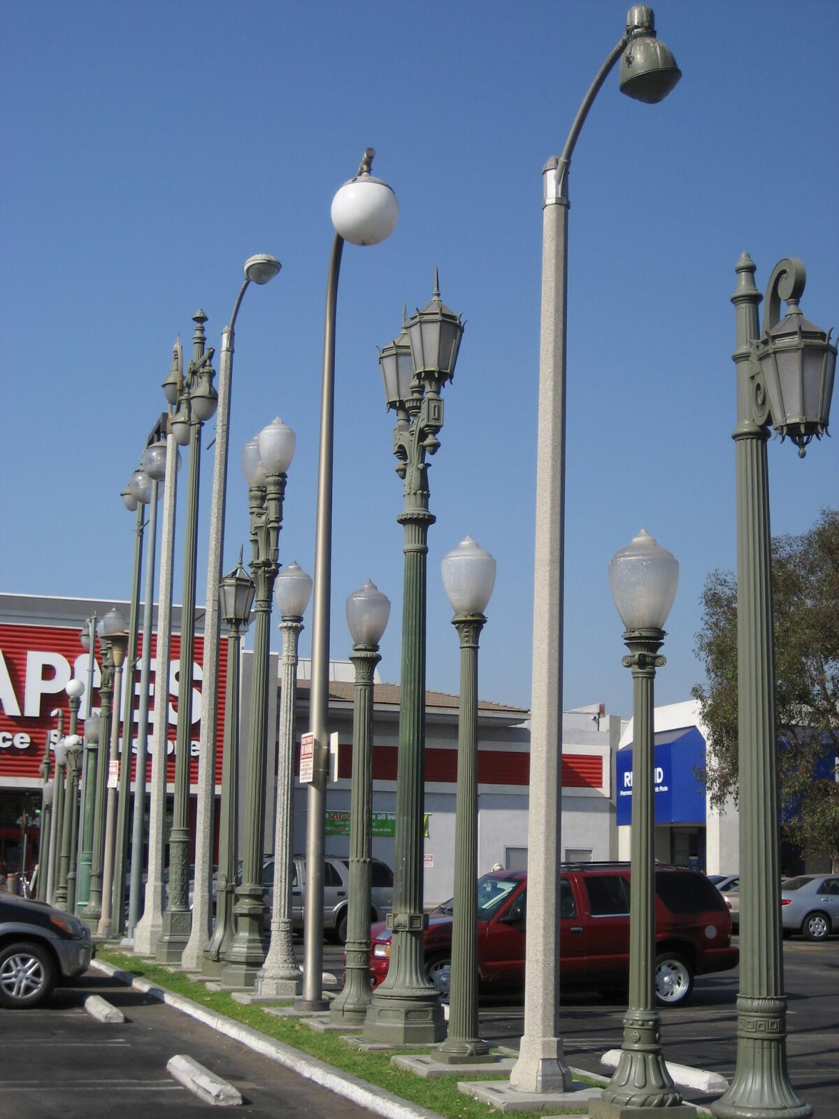"Vermonica" by Sheila Klein, seen in 2001 in its original location in a strip mall at Santa Monica Boulevard and Vermont Avenue.