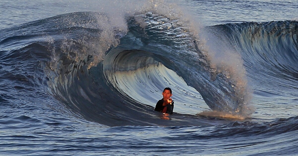 Tsunami waves — well, ripples — strike Southern California Los