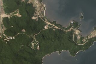 Esta imagen satelital difundida por Planet Labs PBC muestra la Estación de Lanzamiento Satelital Sohae, el martes 30 de mayo de 2023, cerca de Tongchang-ri, Corea del Norte. (Planet Labs PBC via AP)