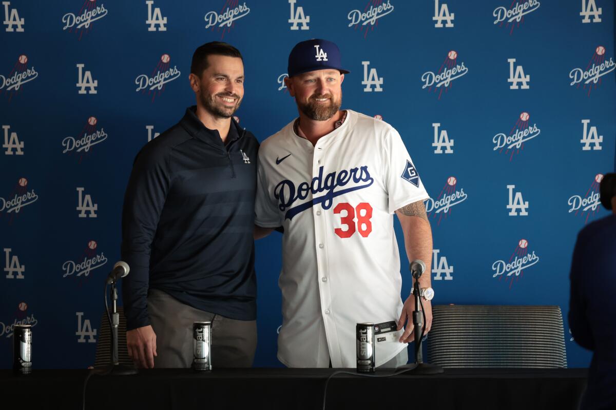 Dodgers' signing of Kirby Yates latest effort to shore up pitching - Los Angeles Times