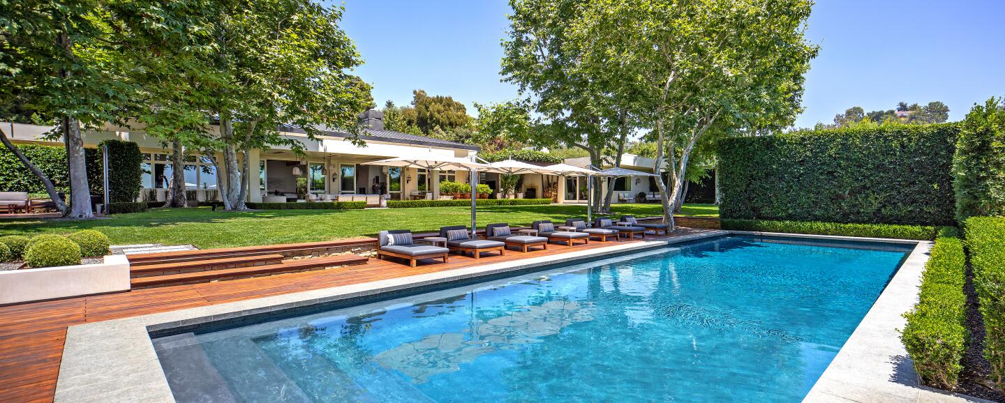 Hot Property | Ryan Seacrest