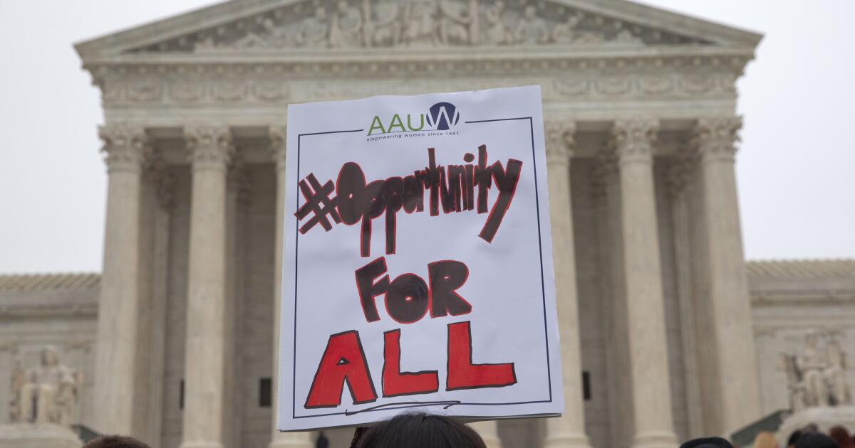 Supreme Court effectively ends affirmative action at colleges in