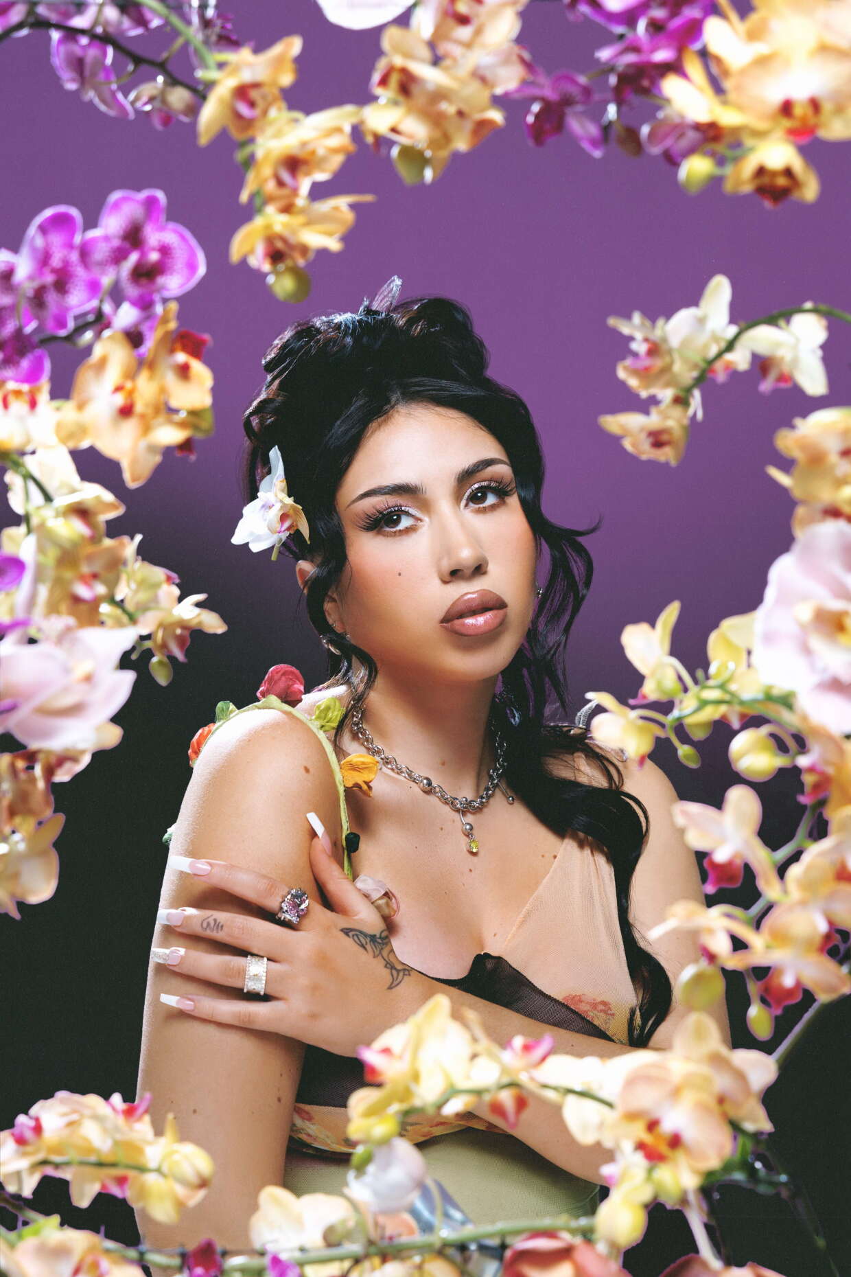 Khali Rapper Kali Uchis pone el corazón en su nuevo álbum - Los Angeles Times