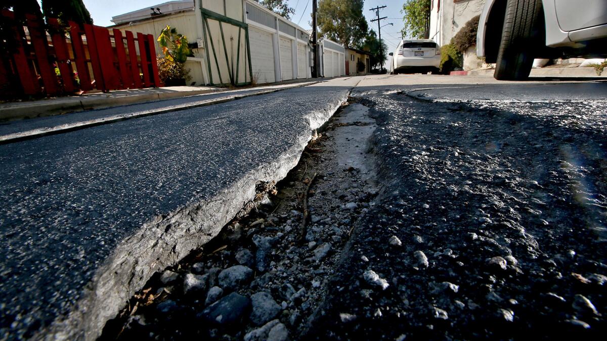 Many streets on Mount Washington have no drainage or sidewalks, and some have deep rifts, uneven patches and long cracks on the concrete road surface. They rank among the worst streets in Los Angeles.