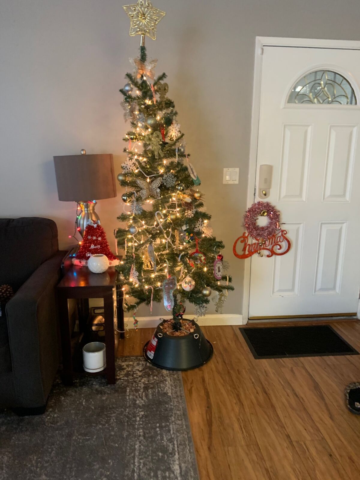 Ebone Monet's artificial, leaning Christmas tree.