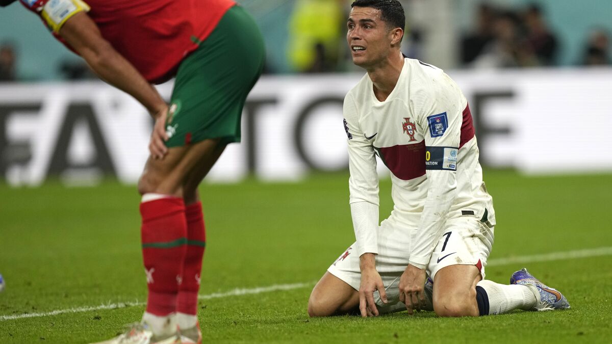 sin embargo sol Contribuyente Portugal y Cristiano Ronaldo fuera de Qatar 2022: Marruecos avanza a  semifinales - Los Angeles Times