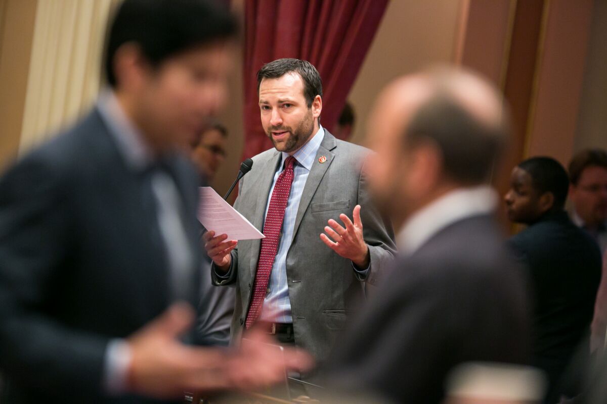 State Sen. Benjamin Allen (D-Santa Monica) speaks on the Senate floor in Sacramento. (Marcus Yam / Los Angeles Times)