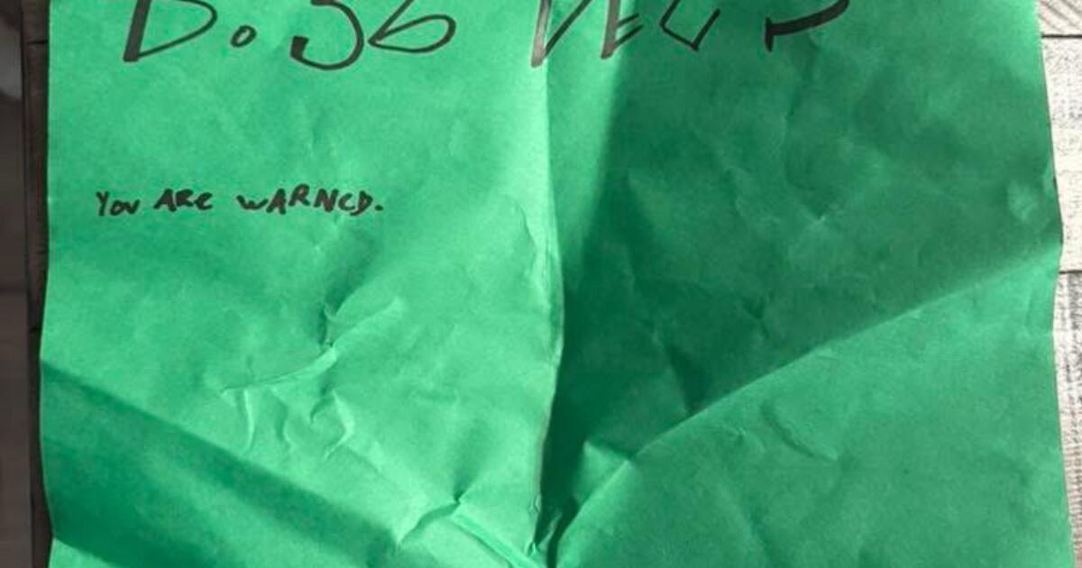 Nameless threatening Christmas playing cards despatched to some SoCal residents Nameless threatening Christmas playing cards despatched to some SoCal residents