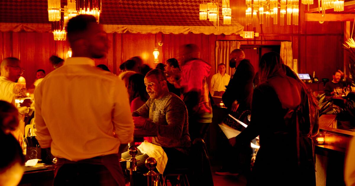 Os melhores restaurantes supper club com música ao vivo em Los Angeles Os melhores restaurantes supper club com música ao vivo em Los Angeles