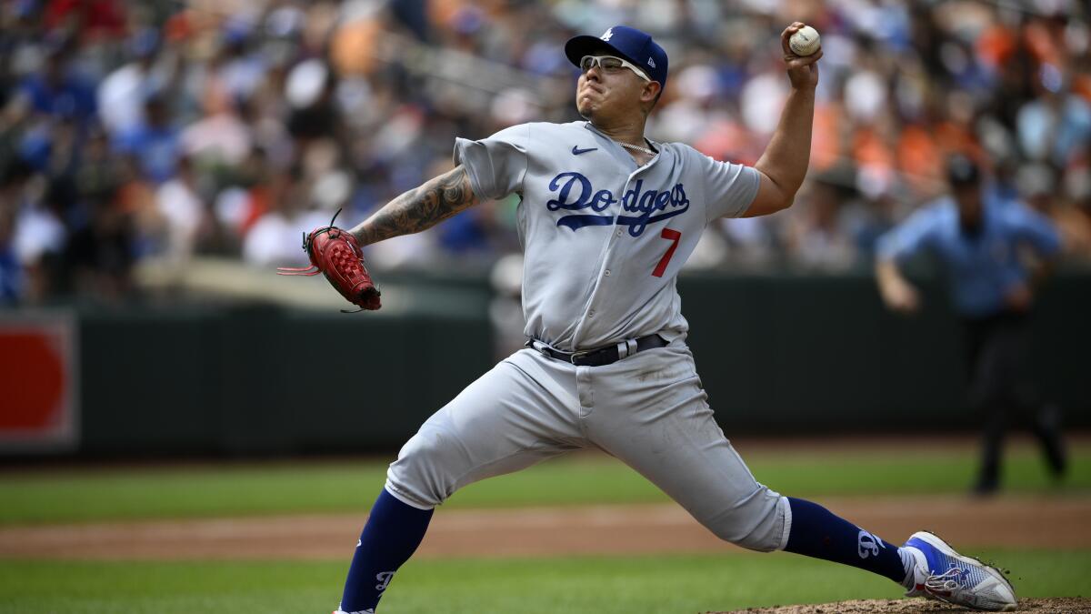 Julio Urías loses third straight outing, Dodgers back at .500 - Los Angeles  Times