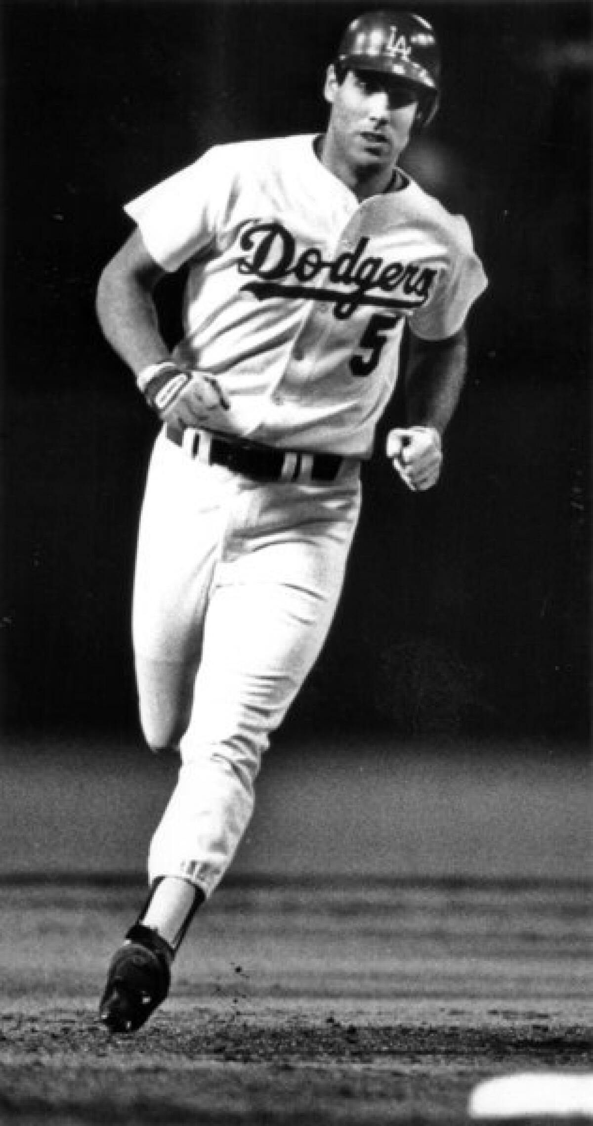 Aug. 30, 1985: Dodgers' Mike Marshall (outfielder/first baseman) rounds second base after hitting 2nd inning homerun.