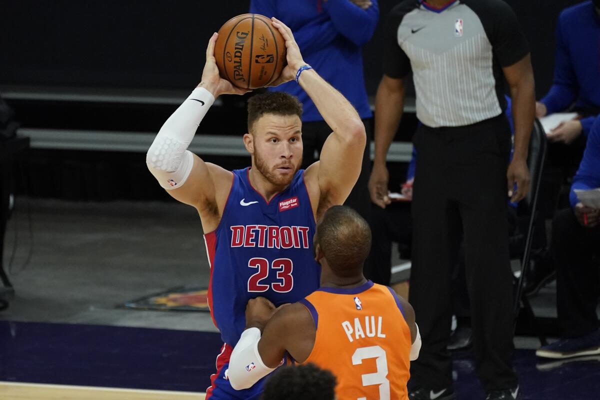 Blake Griffin Plays in 500th Career Game - Clips Nation