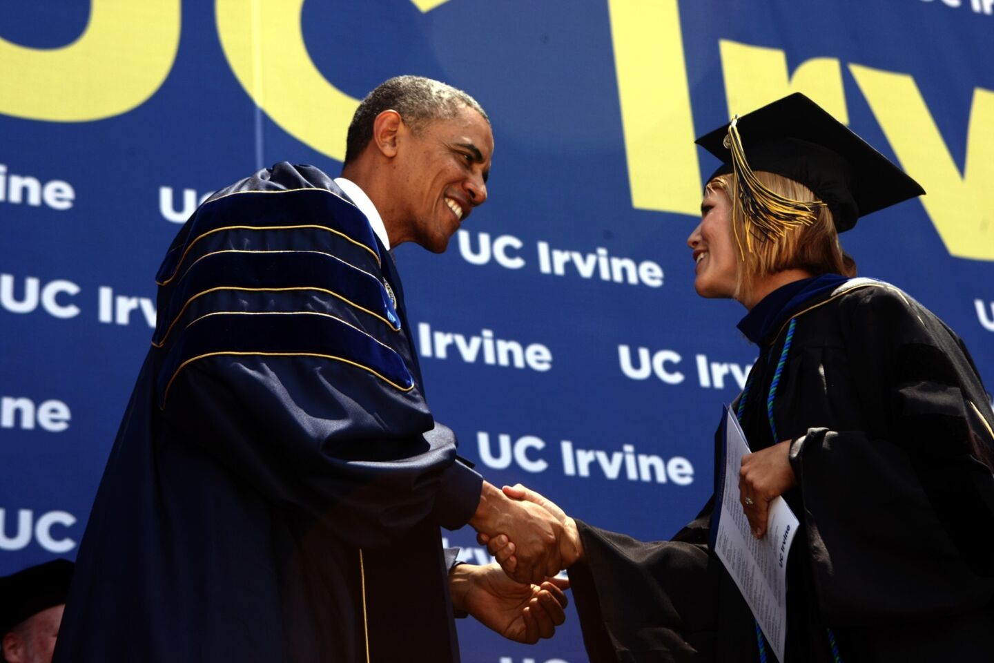 Obama gets standing ovations at UC Irvine commencement Los Angeles Times