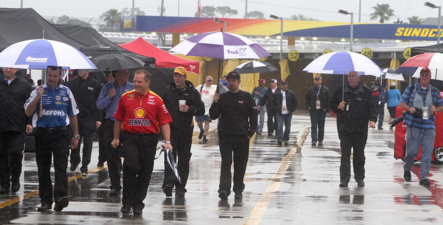 Rain-delayed Daytona 500