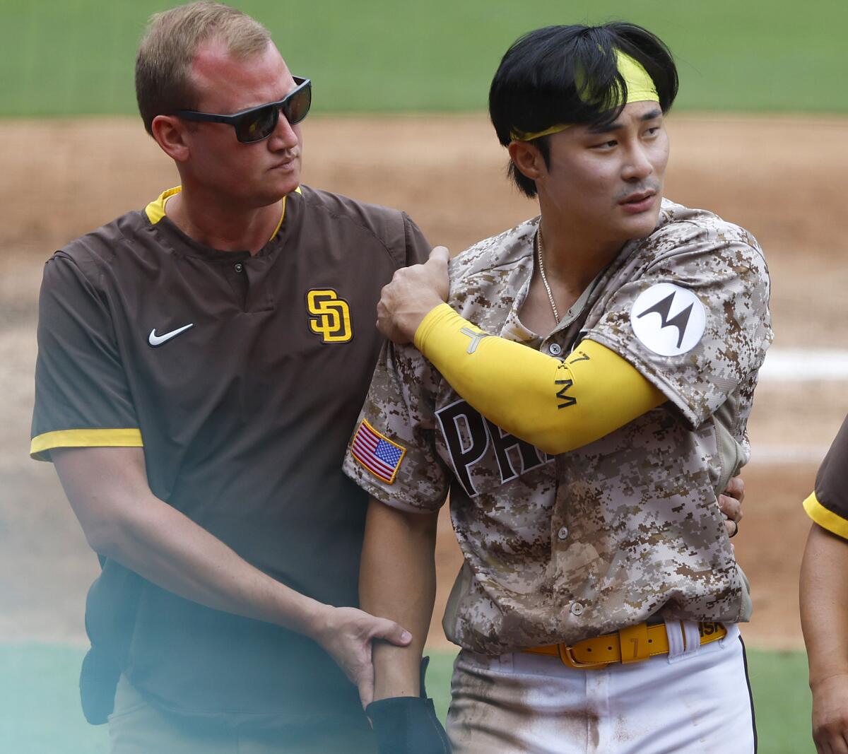 Bryce Miller: Padres hold breath after Ha-Seong Kim's shoulder injury - The  San Diego Union-Tribune