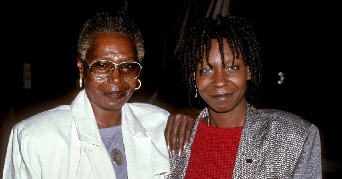 Whoopi Goldberg annesi ve erkek kardeşinin ölümüne üzülüyor