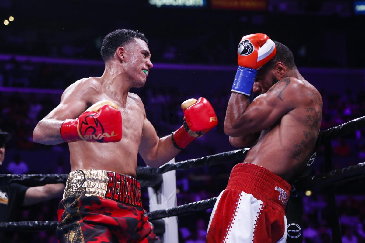 Anthony Dirrell fights against David Benavidez