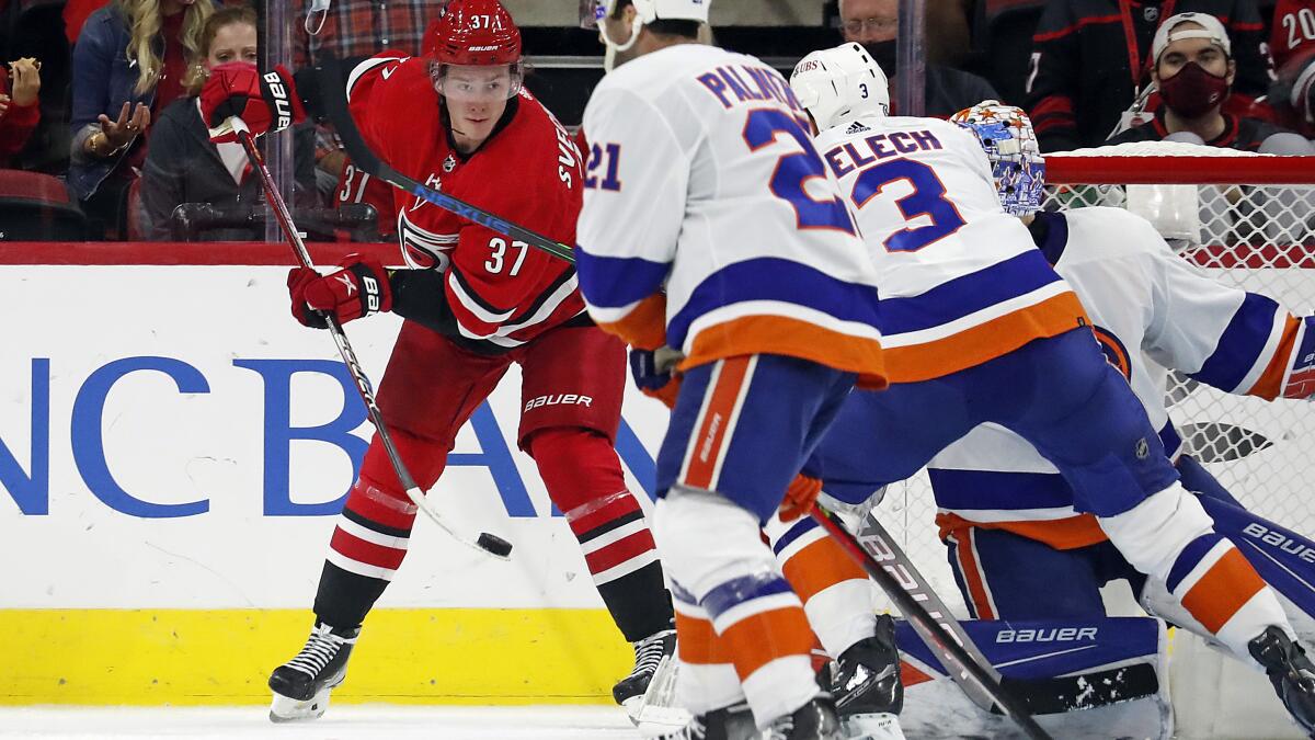 NHL: Svechnikov scores twice, Hurricanes beat Islanders 6-3 to open season