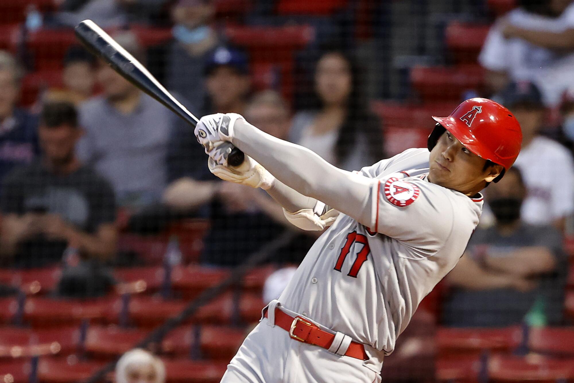 Hanyu Yuzuru says he's inspired by MLB star Ohtani Shohei