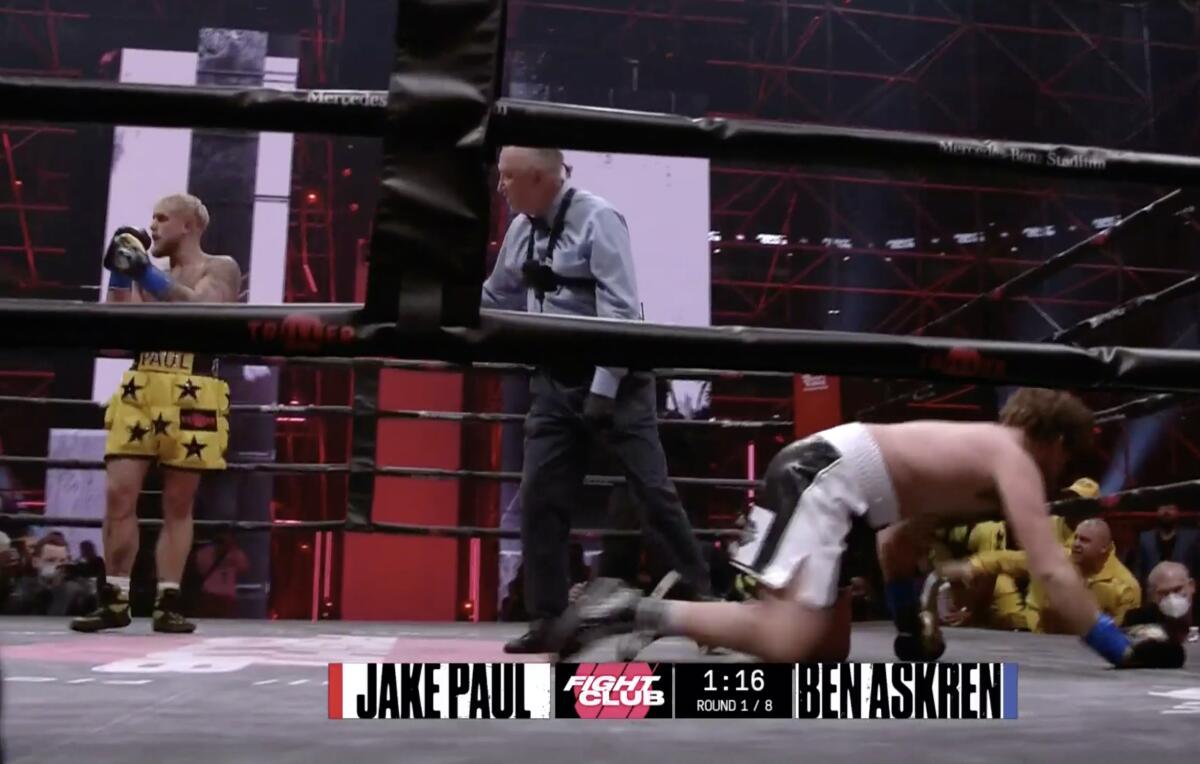 Jake Paul derribó a Ben Askren en el primer asalto.