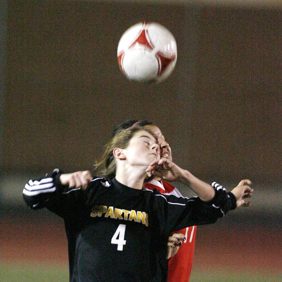 Photo Gallery: La Canada v. Glendale nonleague girls soccer