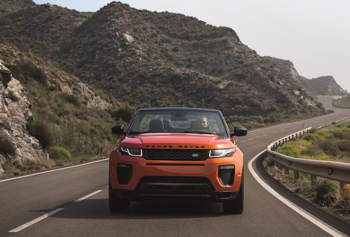 Auto review: 2015 Range Rover Evoque is well-behaved on drive to French  Lick Concours d'Elegance