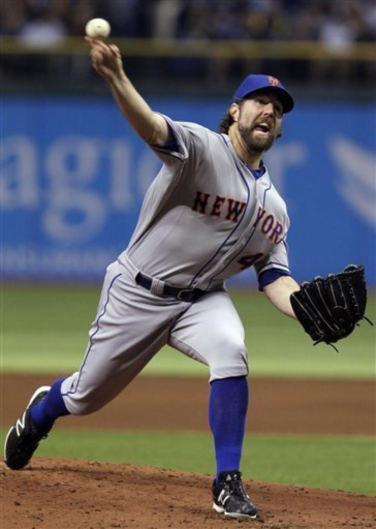 Mets' R.A. Dickey goes for his 20th win of the season against