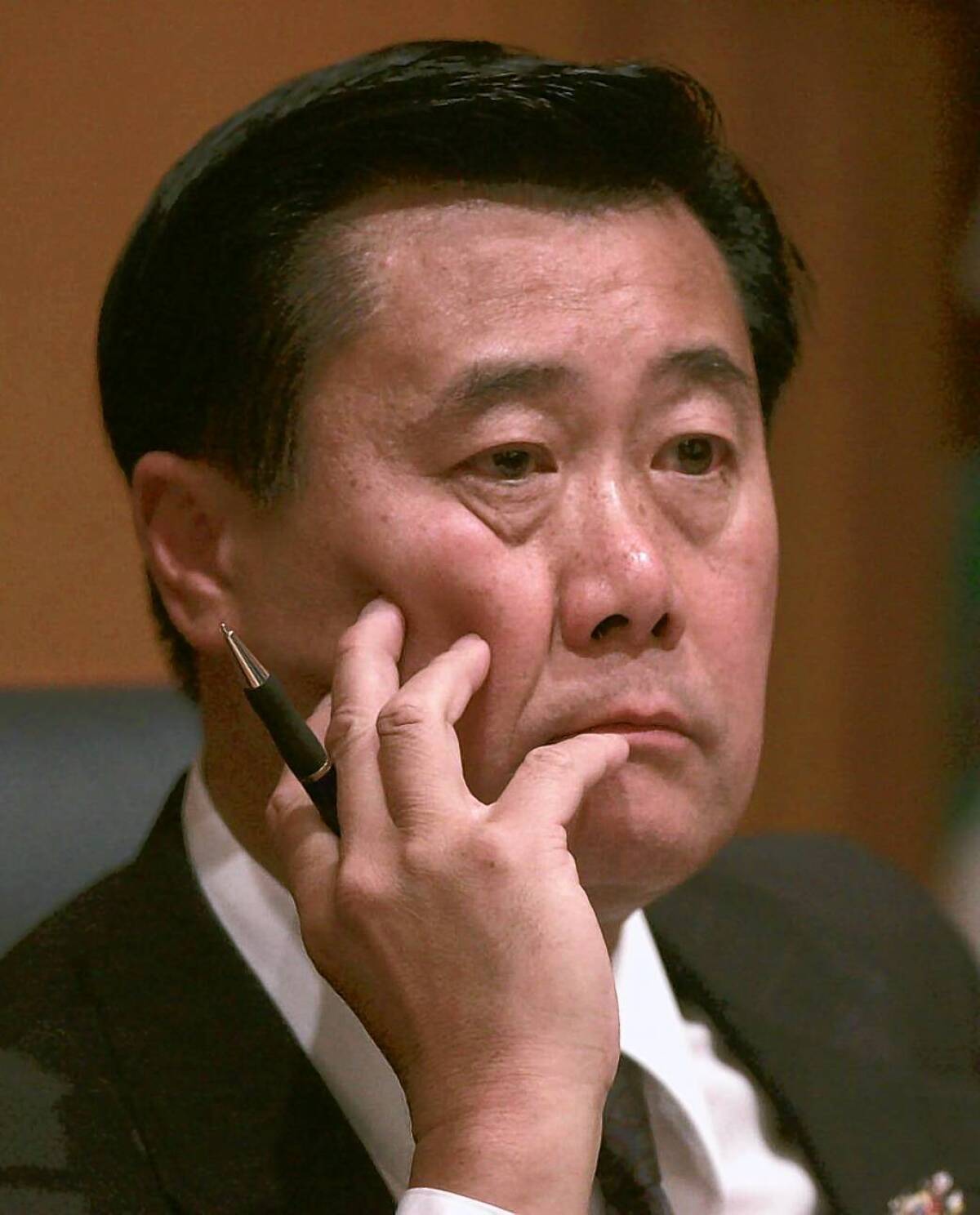 Sen. Leland Yee received a threat in his government email account about four weeks ago.