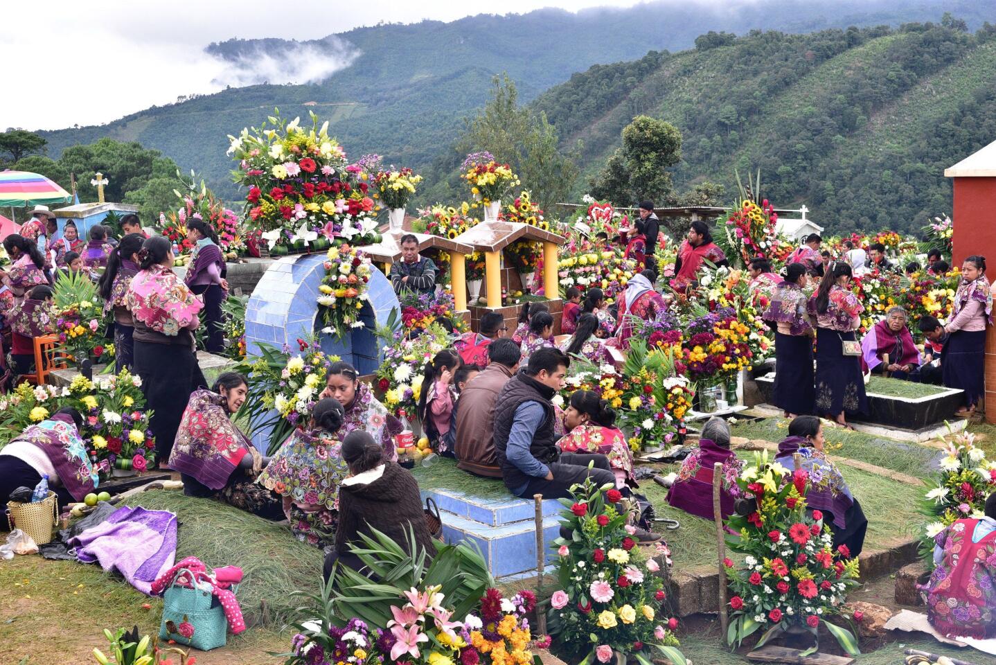 Día de Muertos en la comunidad de Zinacantán