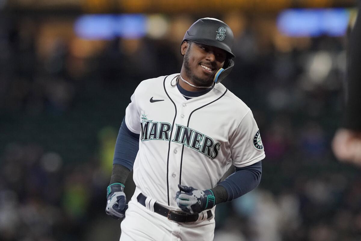 Arizona acquires '20 AL Rookie of the Year Lewis from M's - The San Diego  Union-Tribune
