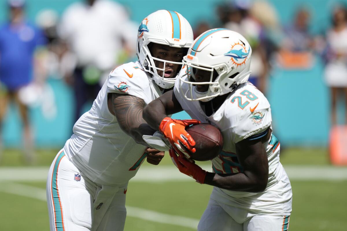 Dolphins need run game vs. 49ers, which could be a problem