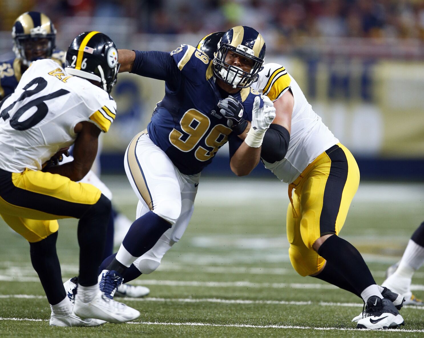 stabil underholdning Badeværelse Rams defensive tackle Aaron Donald ready to get back to work - Los Angeles  Times