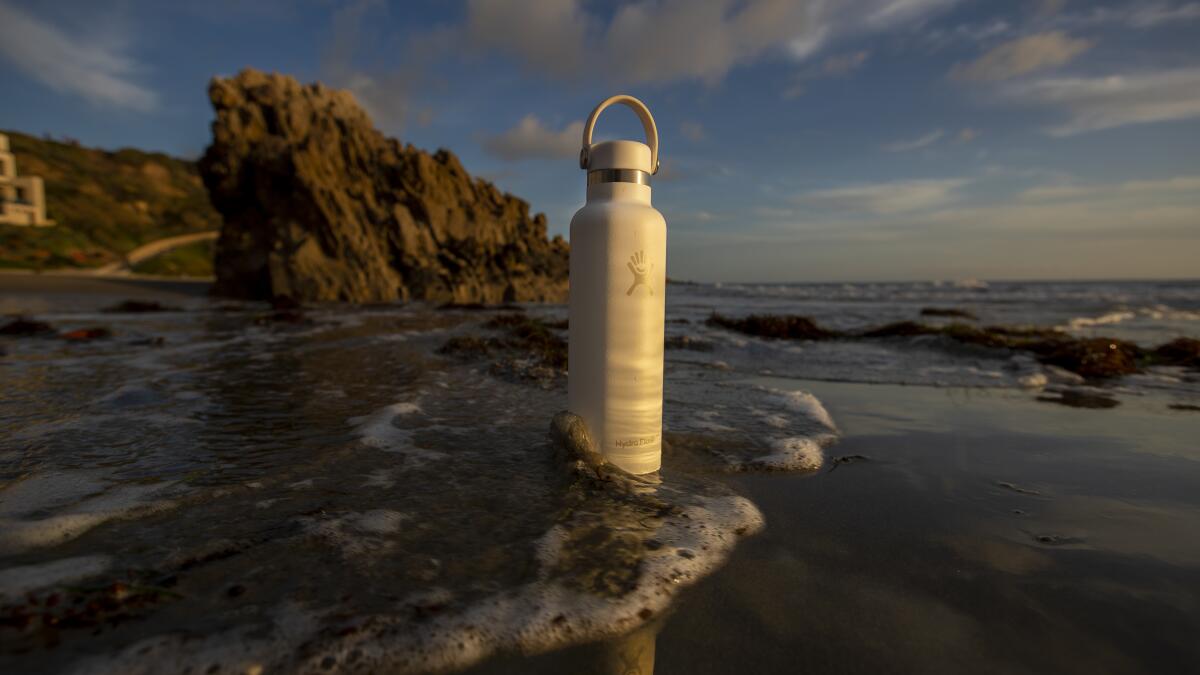 How the Hydro Flask water bottle got so popular - Los Angeles Times
