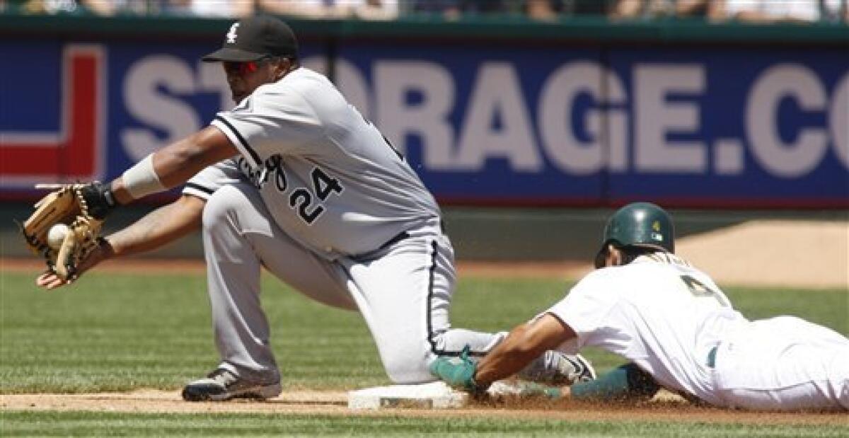 Oakland A's Coco Crisp (4) during a game against the Chicago White