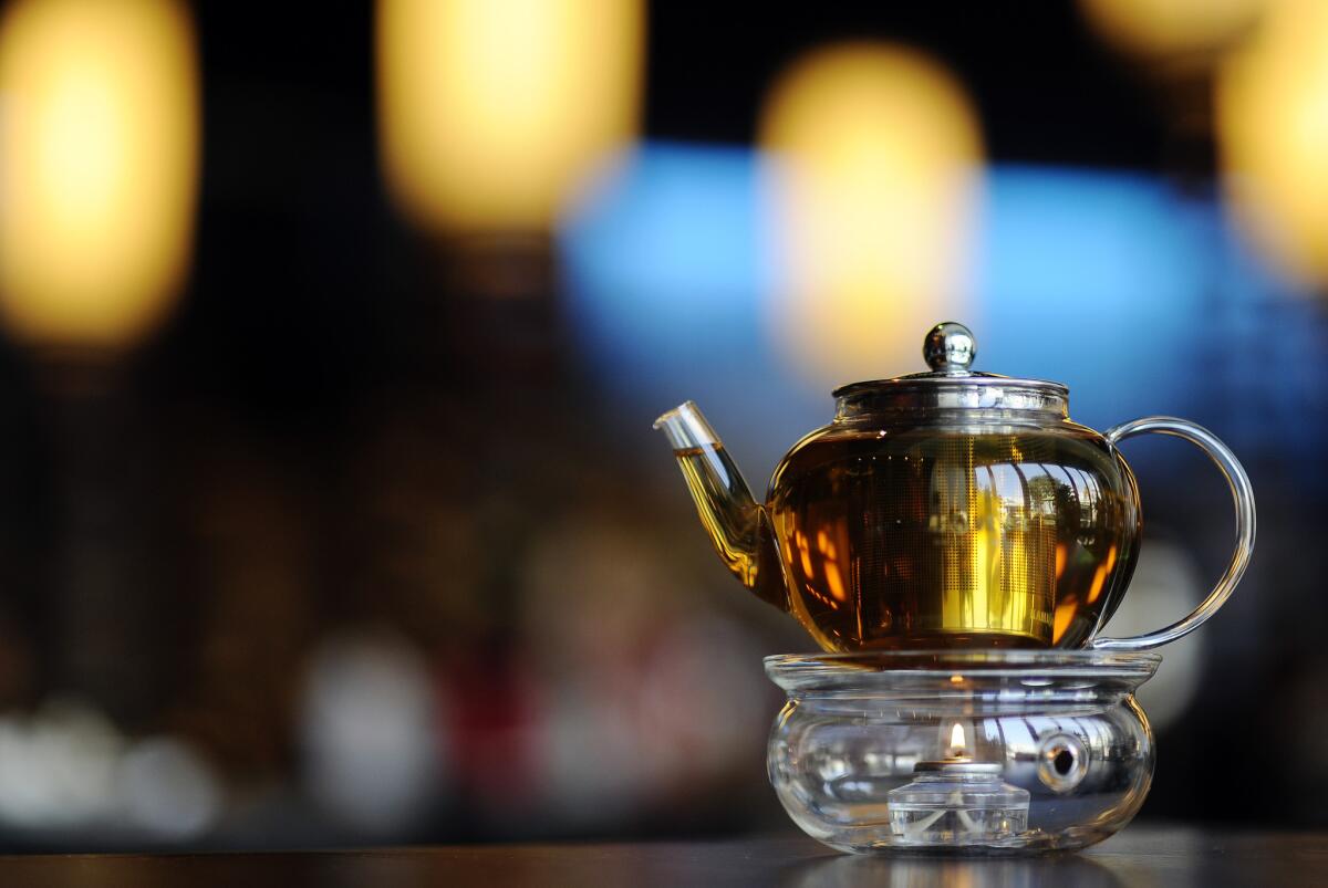 A pot of hot tea at Dongpo restaurant.