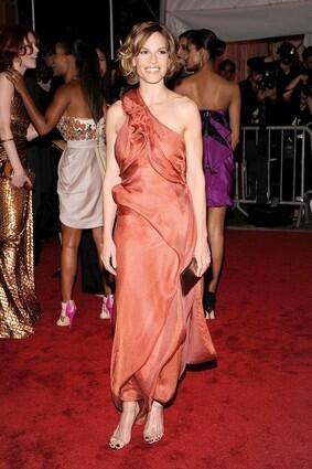 Hilary Swank "The Model As Muse: Embodying Fashion" Costume Institute Gala - Arrivals