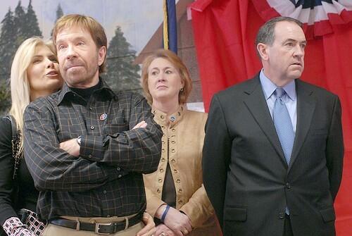 Mike Huckabee Campaigns In New Hampshire