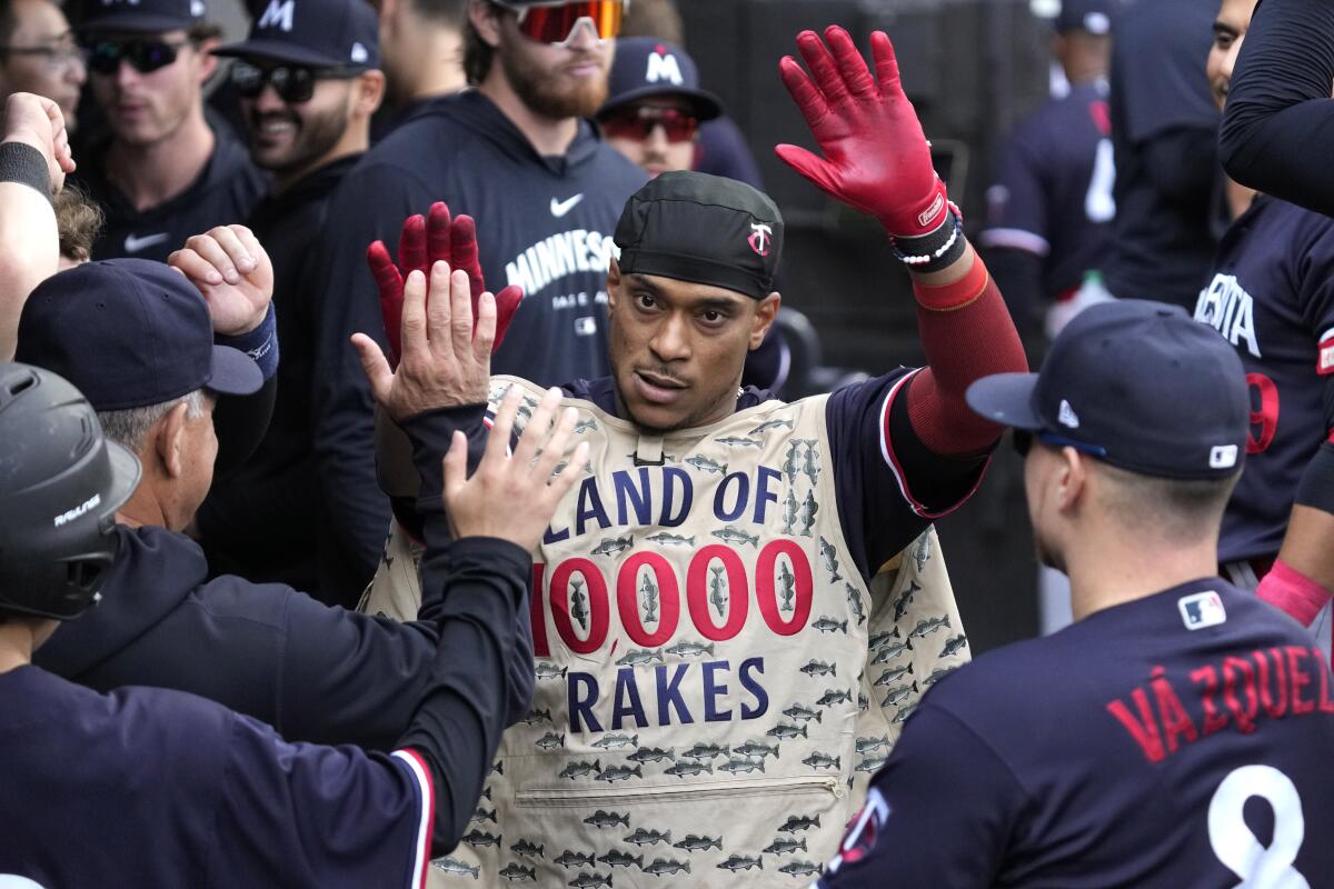 Minnesota Twins 3, Chicago White Sox 1: Catcher on the fly - Twinkie Town