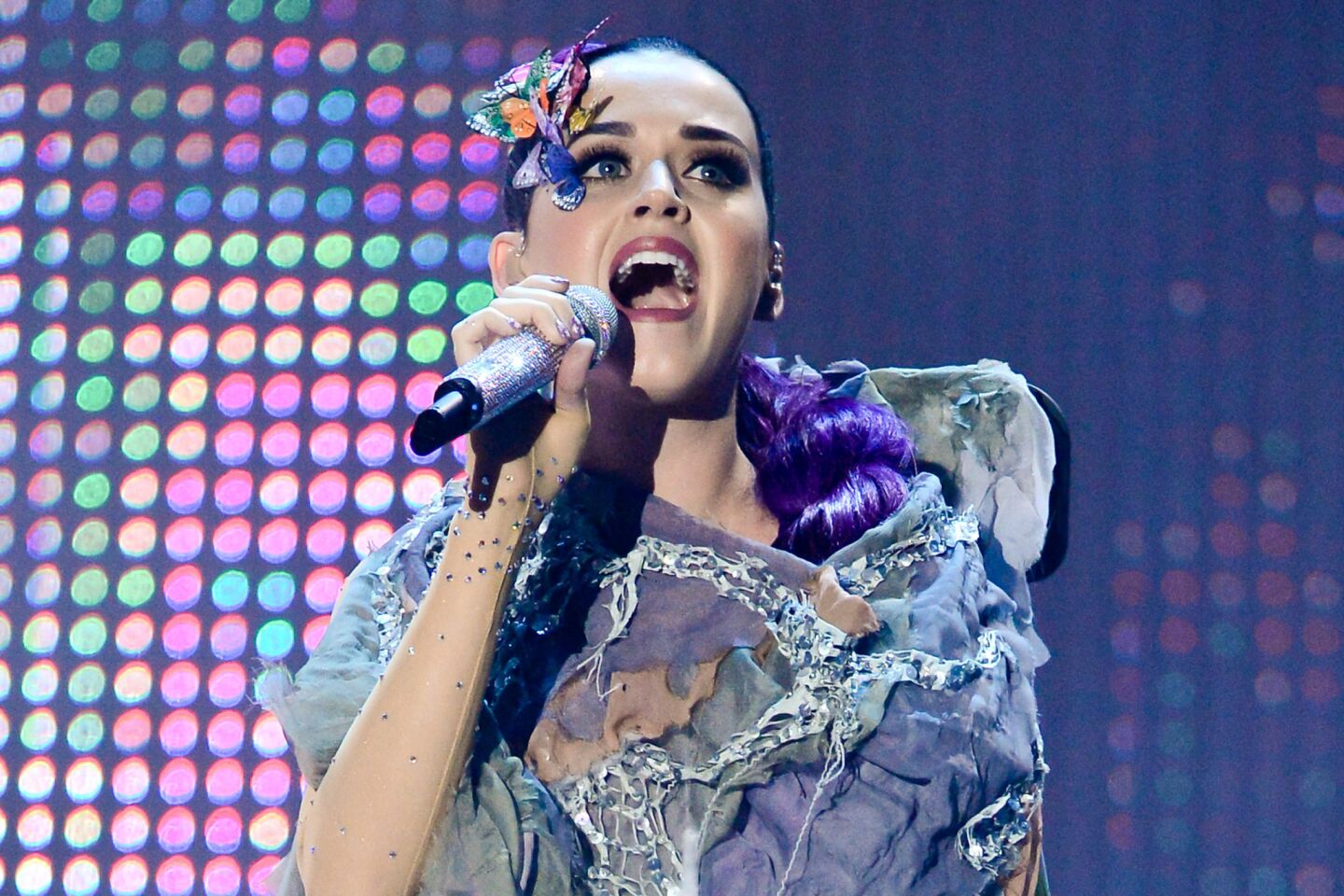 Katy Perry: Kris Jenner-inspired haircut, or awesome April Fools' joke ...