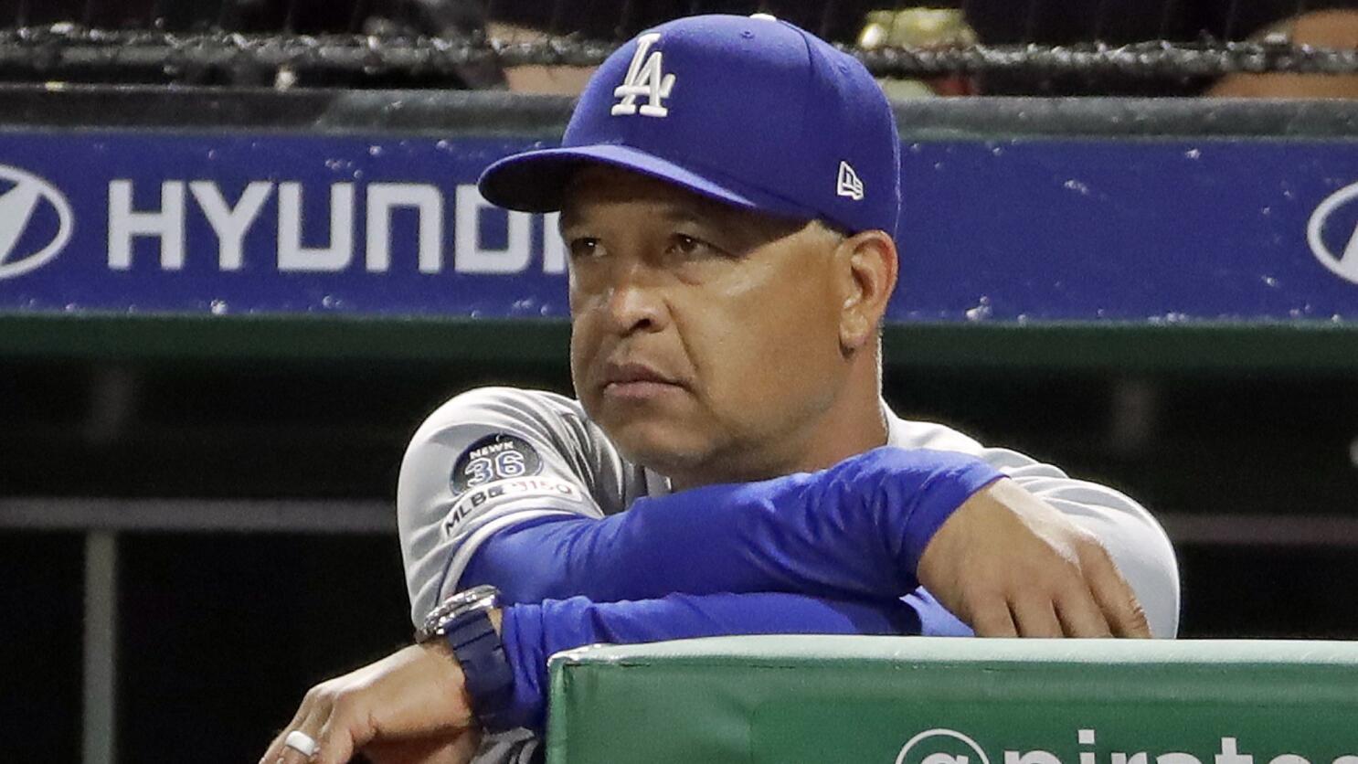 Dave Roberts back at work for San Diego Padres after fighting