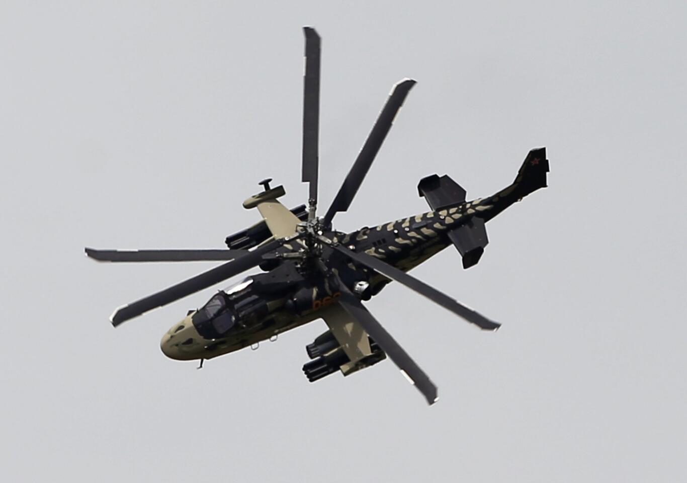 Kamov Ka 52 Alligator helicopter
