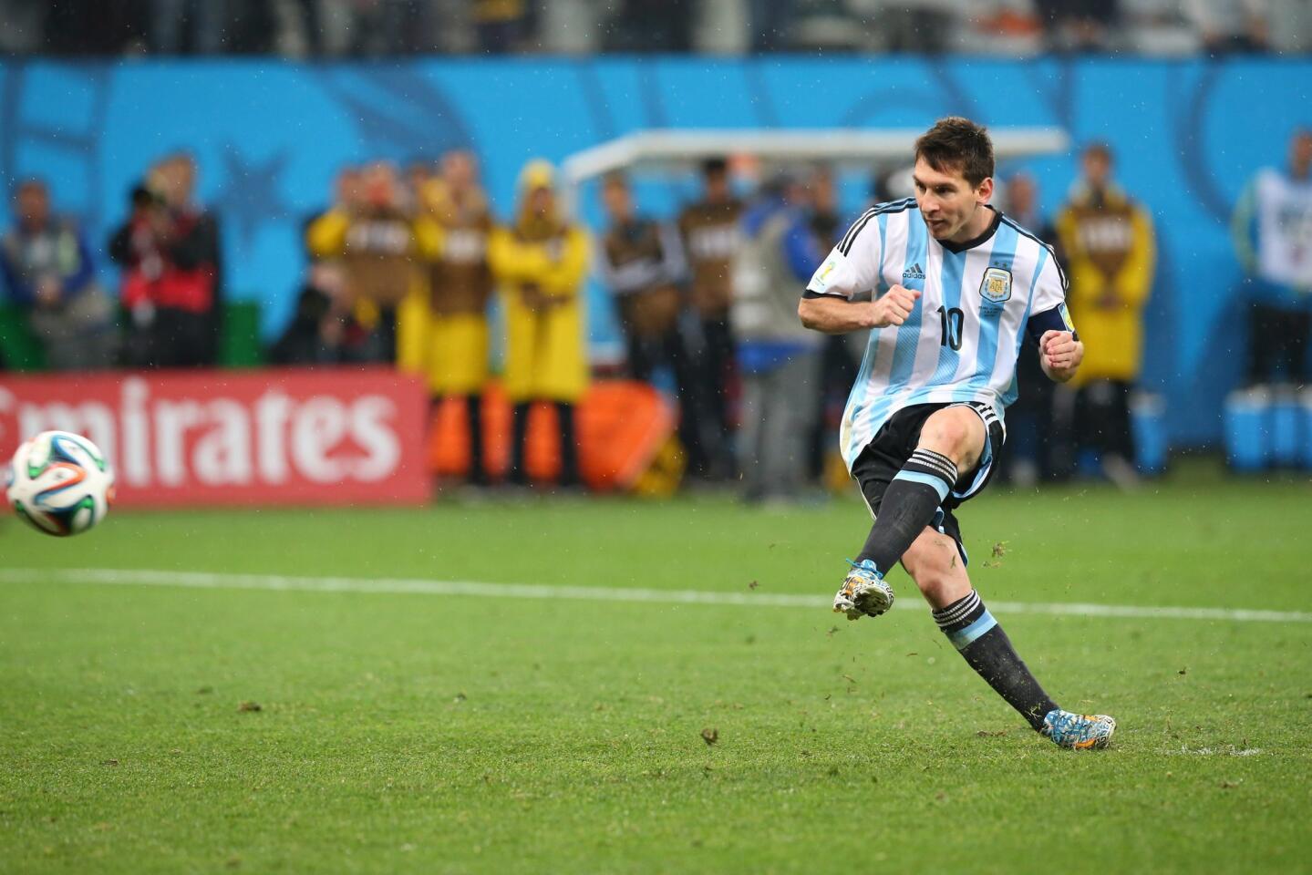 Netherlands versus Argentina, World Cup semifinal