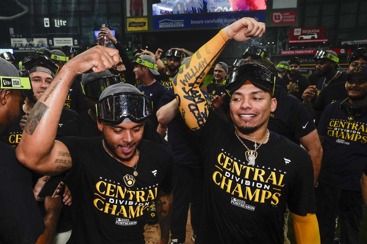 Brewers celebrate 3rd NL Central title in 6 seasons despite loss