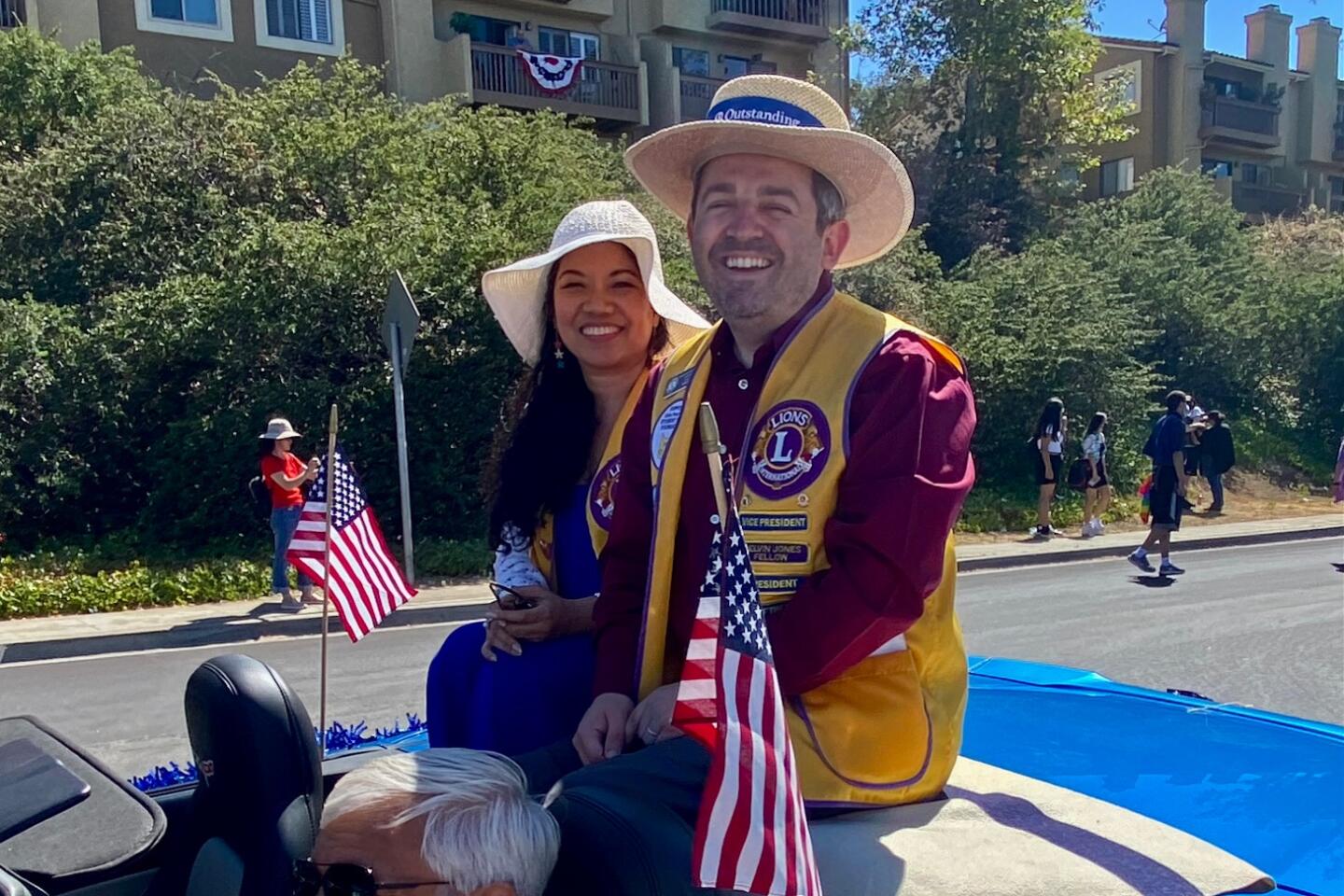 Photos Crowds line the streets for Rancho Bernardo Spirit of the