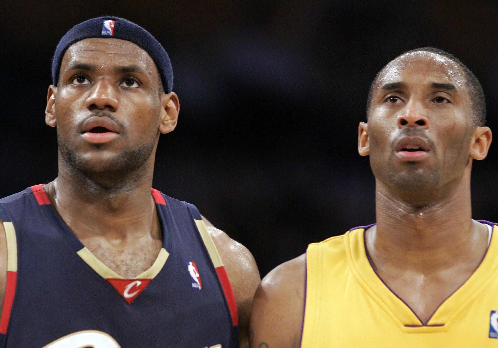 LeBron James and Kobe Bryant next to each other during a Cavaliers-Lakers game on Feb. 15, 2007, at Staples Center.